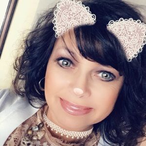 Meet your Posher, Regina